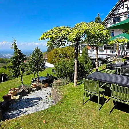 Otel Berghof Gruener Baum Kappelrodeck